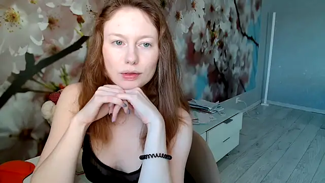Snapshot of ConnieDaw chatting on 02.15.25 ConnieDaw online show from 02.15.25