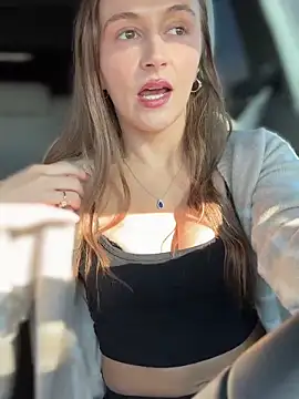 lunagirl13 online show from 11.21.25