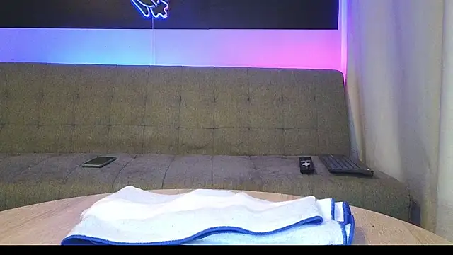 MattxFeet online show from 11.27.25