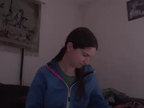 Snapshot of Geile-Luna chatting on 10.26.25 Geile-Luna online show from 10.26.25