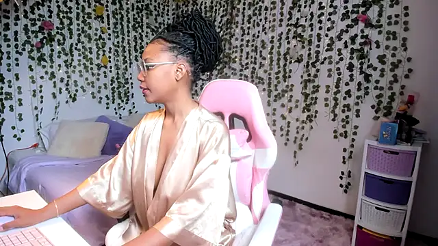 violeta milleer online show from 11.07.25