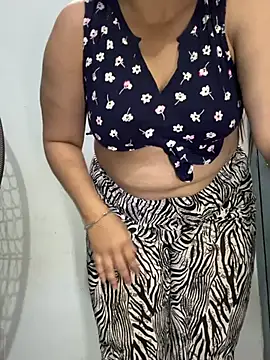 Snapshot of Preet_Kaur_69 chatting on 03.31.26 Preet Kaur 69 online show from 03.31.26