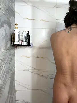 lilly sweett online show from 12.01.25