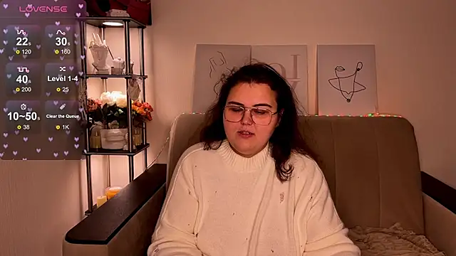 Curvy Jane online show from 12.12.24