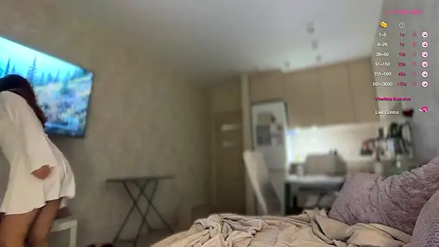 Snapshot of Butterfly-_ chatting on 02.11.26 Butterfly- online show from 02.11.26