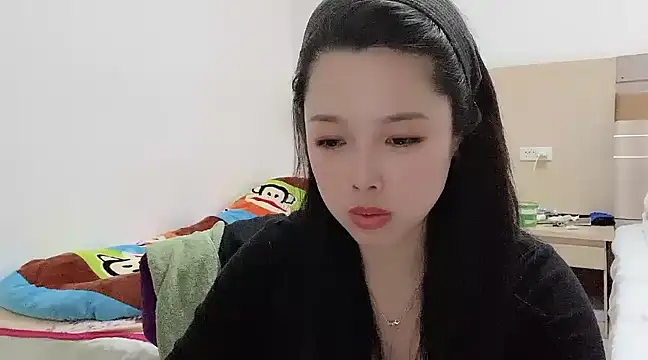 Snapshot of kk_lele chatting on 01.13.25 kk lele online show from 01.13.25