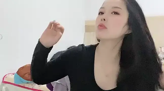 Snapshot of kk_lele chatting on 01.16.25 kk lele online show from 01.16.25