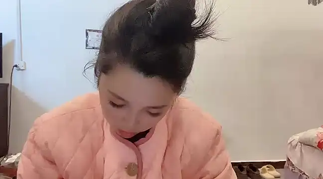 Snapshot of kk_lele chatting on 01.18.25 kk lele online show from 01.18.25
