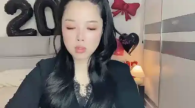 Snapshot of kk_lele chatting on 01.19.25 kk lele online show from 01.19.25