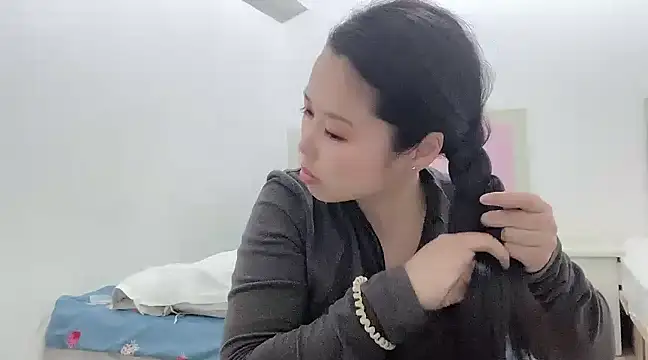 Snapshot of kk_lele chatting on 03.07.25 kk lele online show from 03.07.25