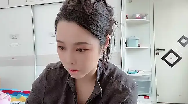 Snapshot of kk_lele chatting on 03.15.25 kk lele online show from 03.15.25