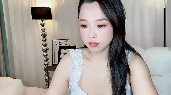 Snapshot of kk_lele chatting on 03.22.25 kk lele online show from 03.22.25