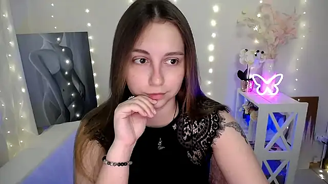 Snapshot of SweetPrincess_ chatting on 06.11.26 SweetPrincess online show from 06.11.26