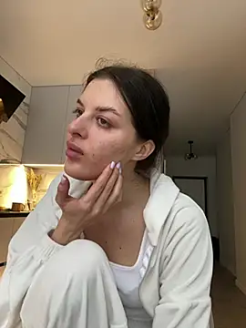 little belucci online show from 01.15.26