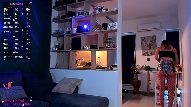  alleyesonme  online show from 01.21.25