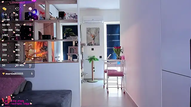  alleyesonme  online show from 03.05.25