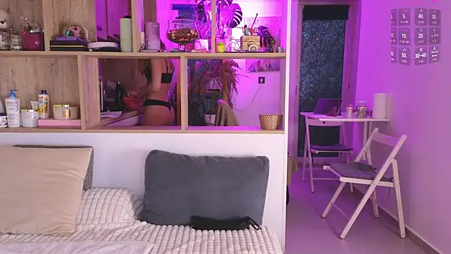  alleyesonme  online show from 02.13.26