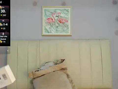 Snapshot of amy_le01 chatting on 12.18.25 amy le01 online show from 12.18.25