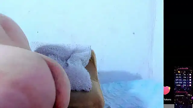 Snapshot of BBW_Michelle chatting on 10.30.25 BBW Michelle online show from 10.30.25