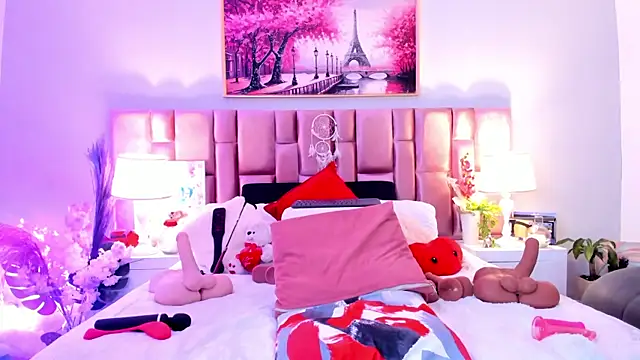 Snapshot of Anaa_Bellaa chatting on 12.02.25 Anaa Bellaa online show from 12.02.25