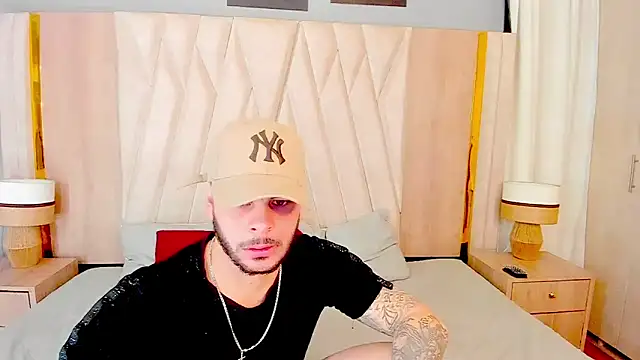 hottstuffx69 online show from 11.04.25