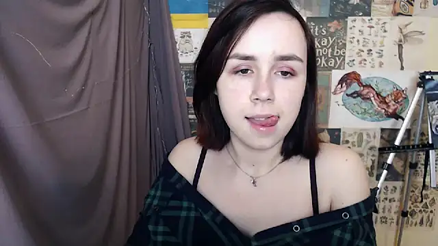 VeryVeryVeryShy  online show from 01.28.25