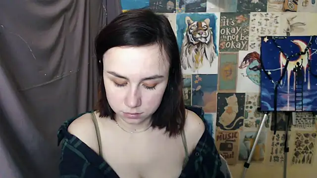 VeryVeryVeryShy  online show from 02.19.25