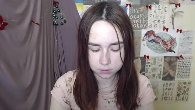 VeryVeryVeryShy  online show from 12.22.25