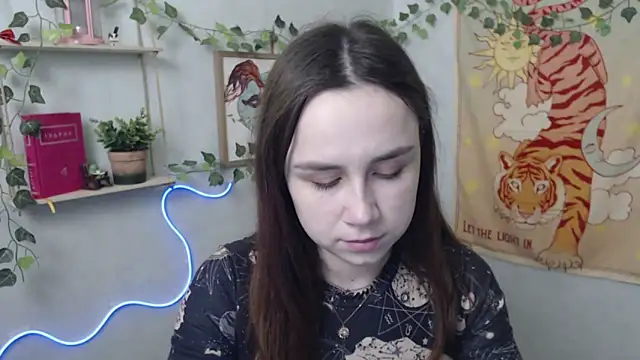 VeryVeryVeryShy  online show from 04.16.26