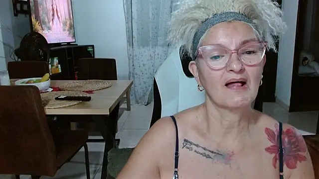 bety-cum2 online show from 02.05.26