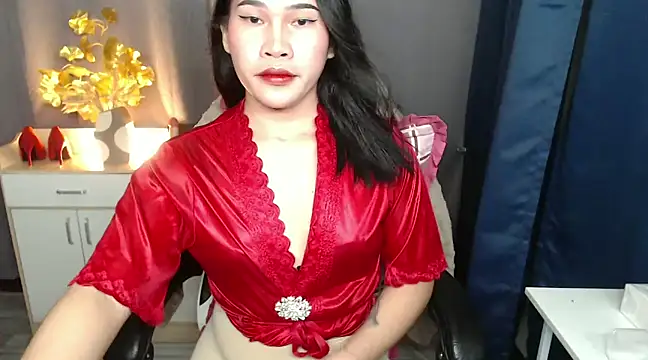 Ur Fantastic Lina online show from 02.01.25