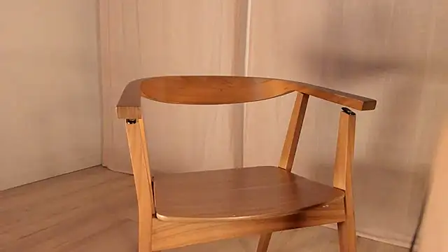 Snapshot of hee_jeen chatting on 03.15.25 hee jeen online show from 03.15.25