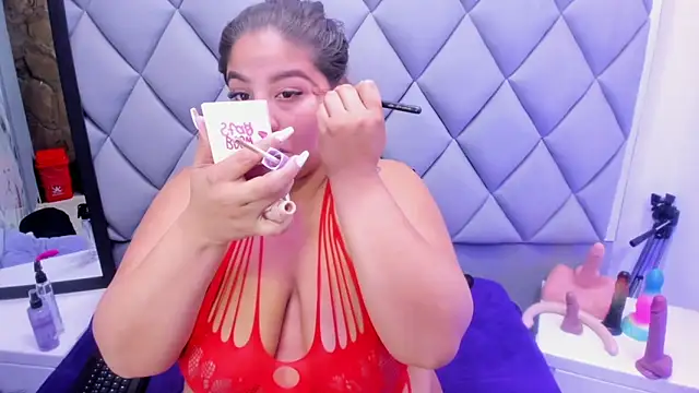 Snapshot of Luci_SexDeep chatting on 11.23.25 Luci SexDeep online show from 11.23.25