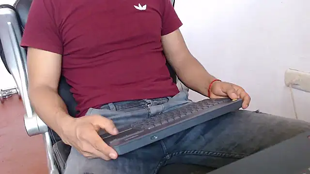 Snapshot of sexatlexx chatting on 12.06.24 sexatlexx online show from 12.06.24