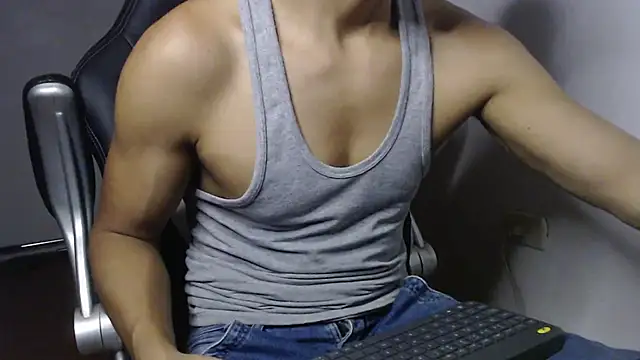 Snapshot of sexatlexx chatting on 01.09.25 sexatlexx online show from 01.09.25