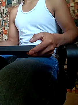 Snapshot of sexatlexx chatting on 09.25.25 sexatlexx online show from 09.25.25