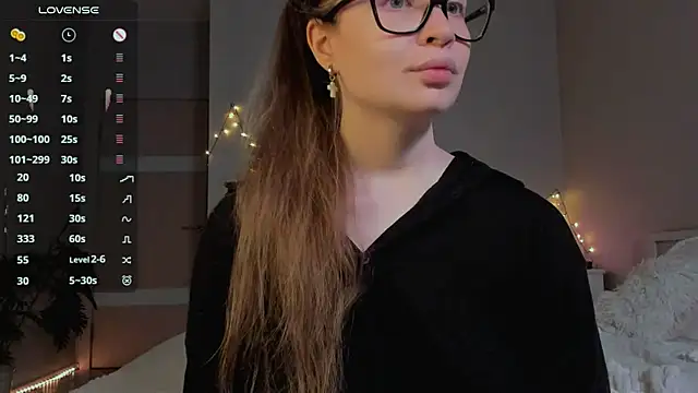 Virtual Girll online show from 09.11.25