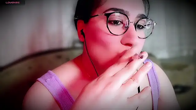 Snapshot of MERA_arab chatting on 02.19.25 MERA arab online show from 02.19.25