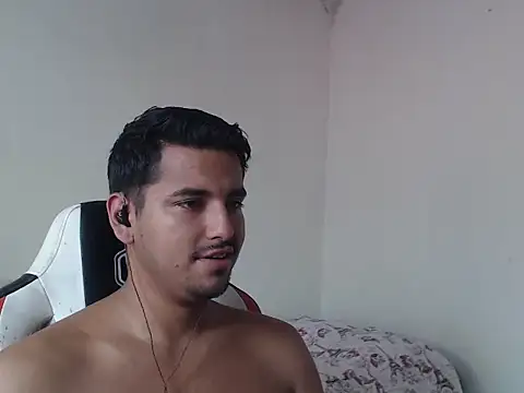 kylian 07 online show from 03.04.26