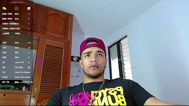 Snapshot of Bigcock_21cm_ chatting on 02.27.25 Bigcock 21cm online show from 02.27.25