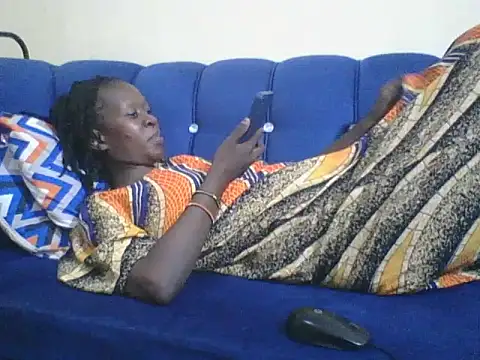 Snapshot of africanpussy22 chatting on 03.13.25 africanpussy22 online show from 03.13.25