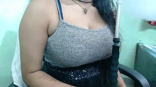 sweet-alia online show from 10.14.25