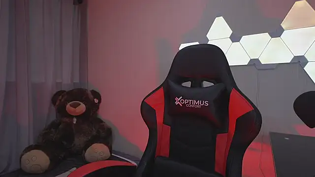 Snapshot of Dubois_Amy chatting on 03.02.25 Dubois Amy online show from 03.02.25