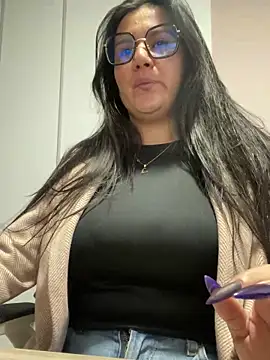 SWEETLILY18 online show from 01.22.25