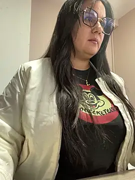 SWEETLILY18 online show from 01.23.25