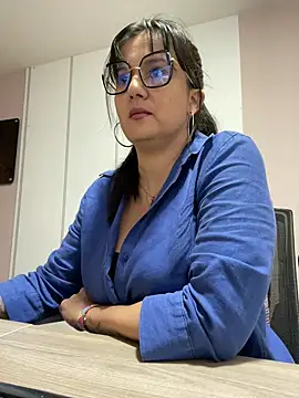 SWEETLILY18 online show from 02.24.25