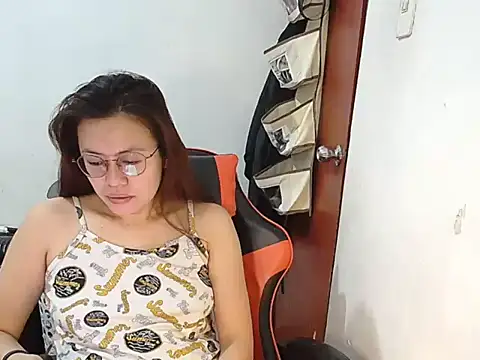 crizzybel online show from 05.17.26