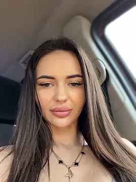 PrincessaHill  online show from 01.23.25