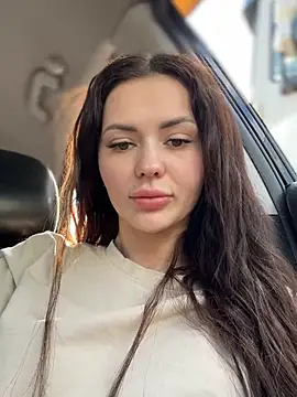 PrincessaHill  online show from 04.20.26