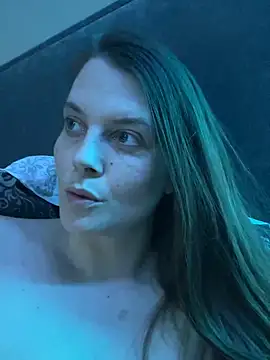 Snapshot of newMichelle chatting on 12.09.24 newMichelle online show from 12.09.24